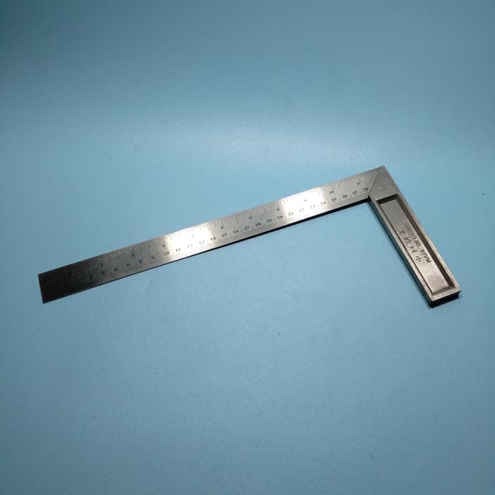 

Siku Tukang / Penggaris Tukang 30CM 12