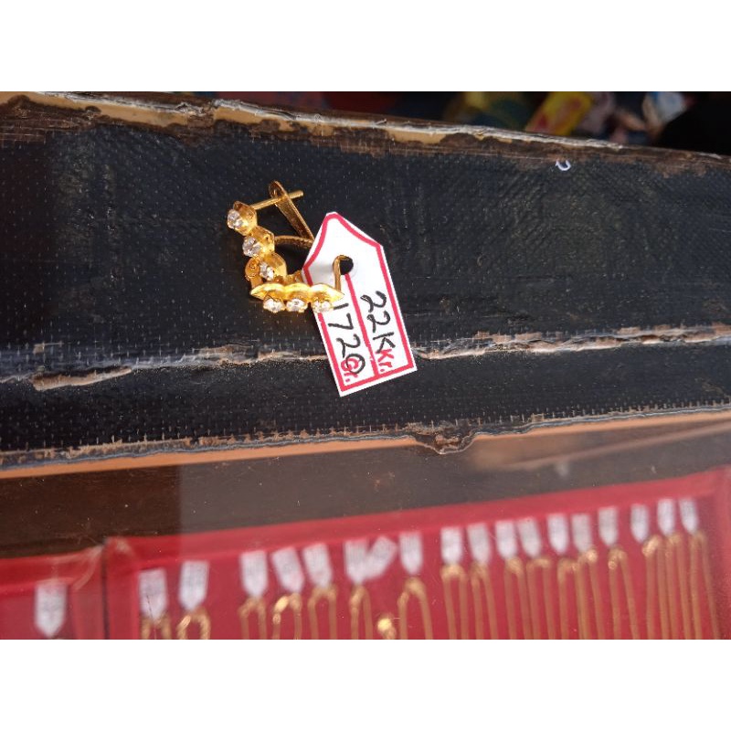 anting emas 22 karat