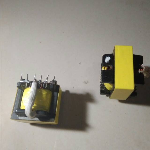 Trafo e33 sudah di gulung dipakai 2 fet dan 4 mosfet.tinggalkan pesan pesan2mosfet apa yang 4 mosfet