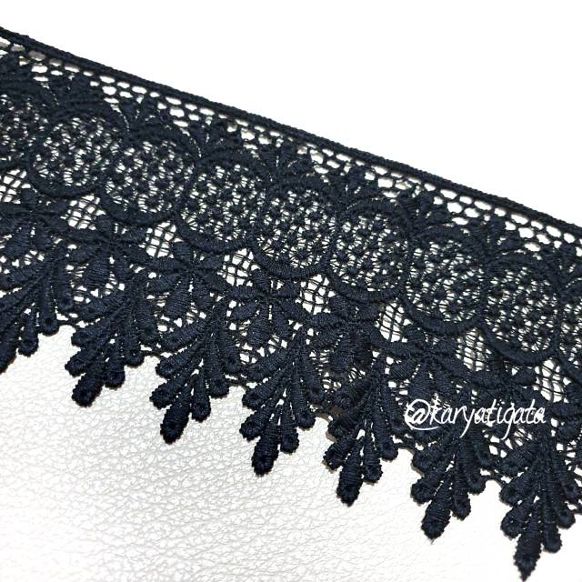 Renda Giper / Gyper Bordir Lebar 12 cm Kode 32833 - Hitam (15 Yard)