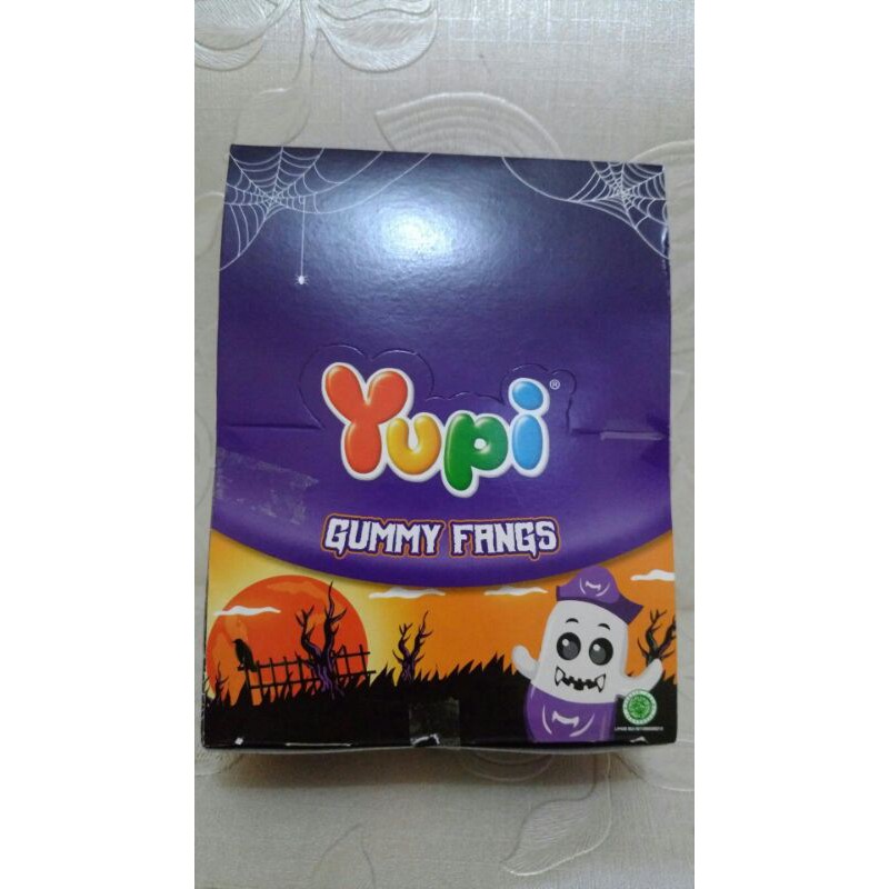 

YUPI GUMMY FANGS 1 BOX ISI 24 PCS / YUPI GIGI / YUPI SPESIAL HALLOWEN / YUPI TARING / SPESIAL HALLOWEN / PERMEN YUPI GIGI / PERMEN JELLY / LIMITED