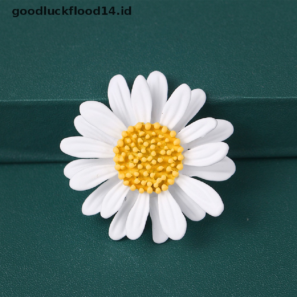 [OOID] Cute Sunflower Brooch Pins for Hijab Hats Dress or Bags Jewelry Accessories ID