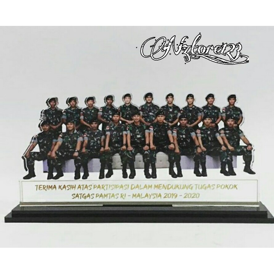 

plakat akrilik custom
