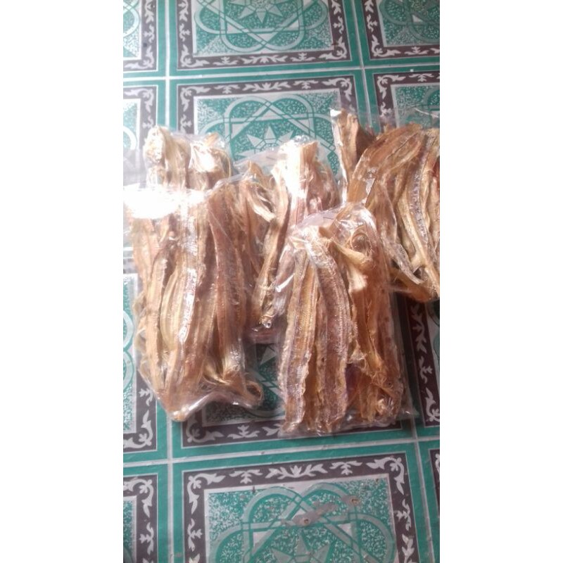 

IKAN ASIN LAYUR