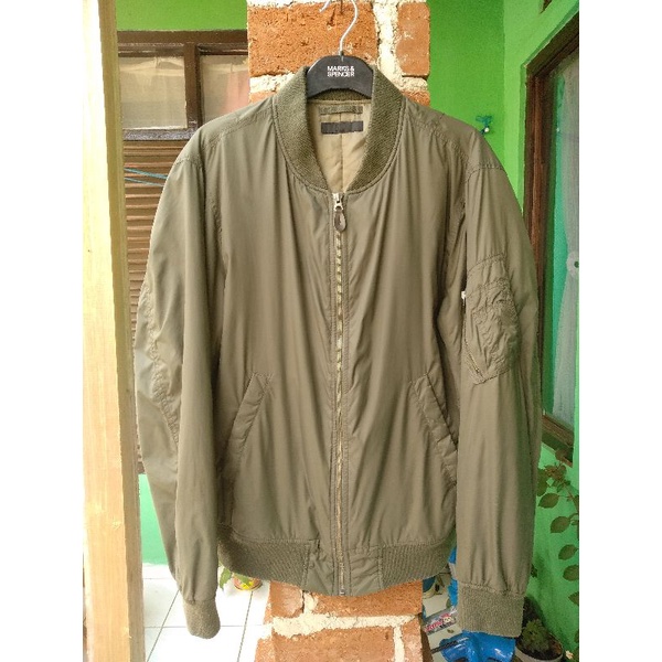 Bomber uniqlo second