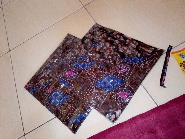 Maura Couple - Sania Ruffle Batik Couple