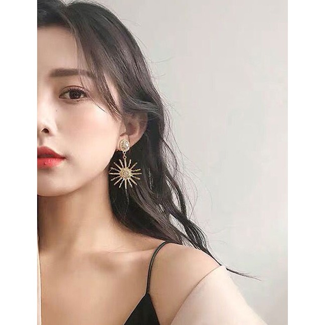 LRC Anting Tusuk Fashion Golden Sunflower Alloy Earrings With Diamonds A61819