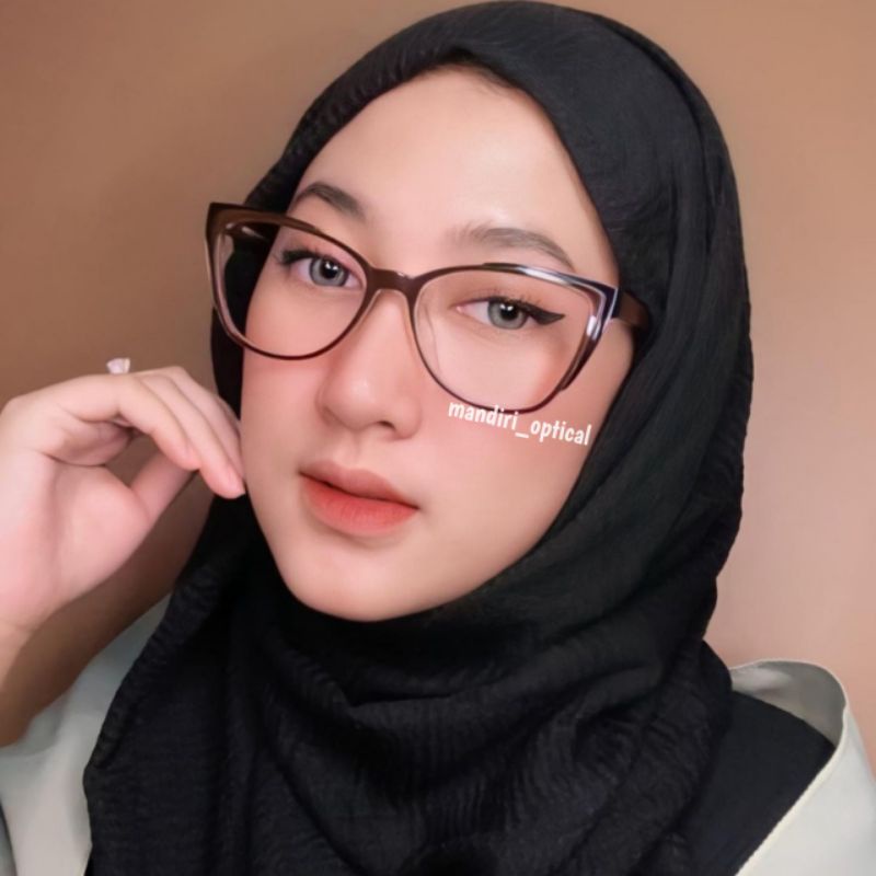 Frame kacamata wanita CAT EYE premium | Kacamata photocromic minus | anti radiasi | frame kacamata | lensa photocromic | kacamata cat eye wanita | kacamata fashion | lensa minus | kacamata hitam wanita | kacamata anti radiasi | kacamata fashion | cat eye