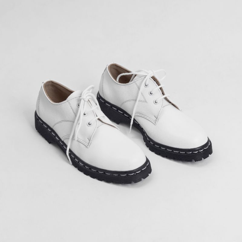 Sepatu Sneakers Wanita VIA SHOES WHITE Like Project-2