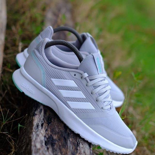 Adidas Nova flow grey tosca