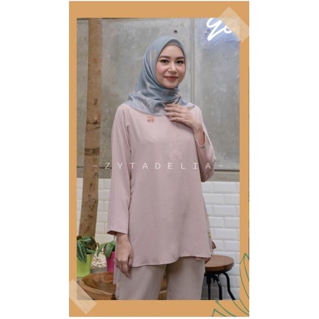 kyra blouse zytadelia (preloved)