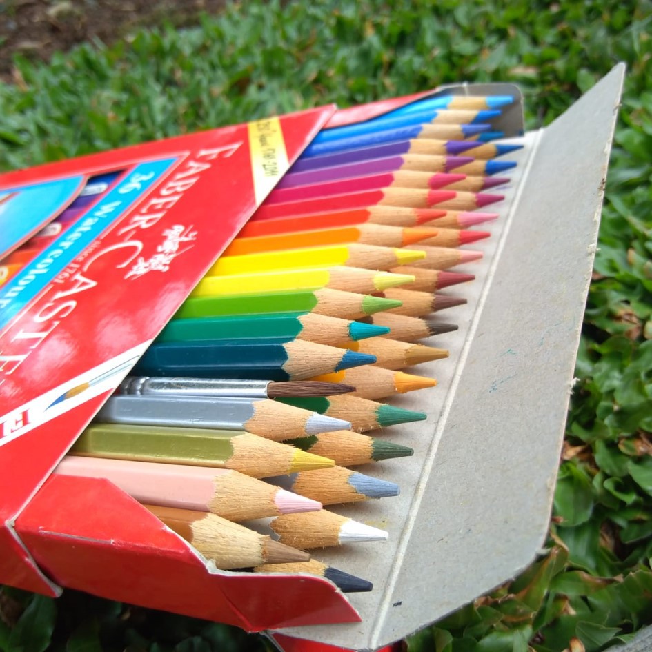 

Pensil warna faber castell 36 watercolour