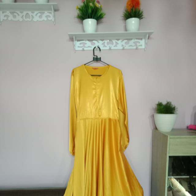 Preloved gamis satin polos