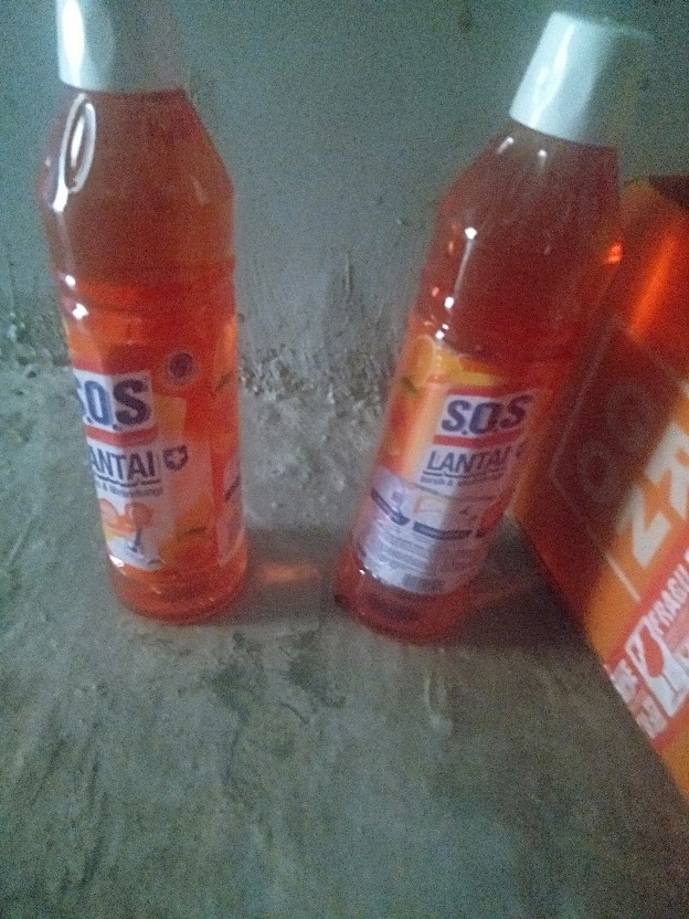 Sos Pembersih Lantai Botol [800 Ml]/2pcs
