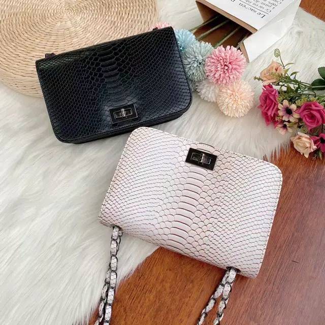 Cyra sling bag / tas import murah cyra sling bag / tas selempang cyra bag