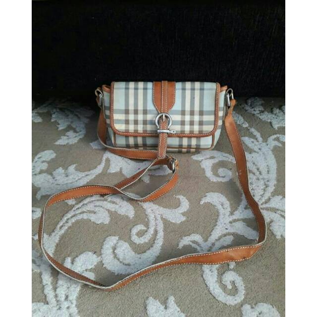 Tas burberry second
