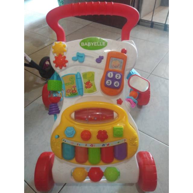 Push walker babyelle preloved