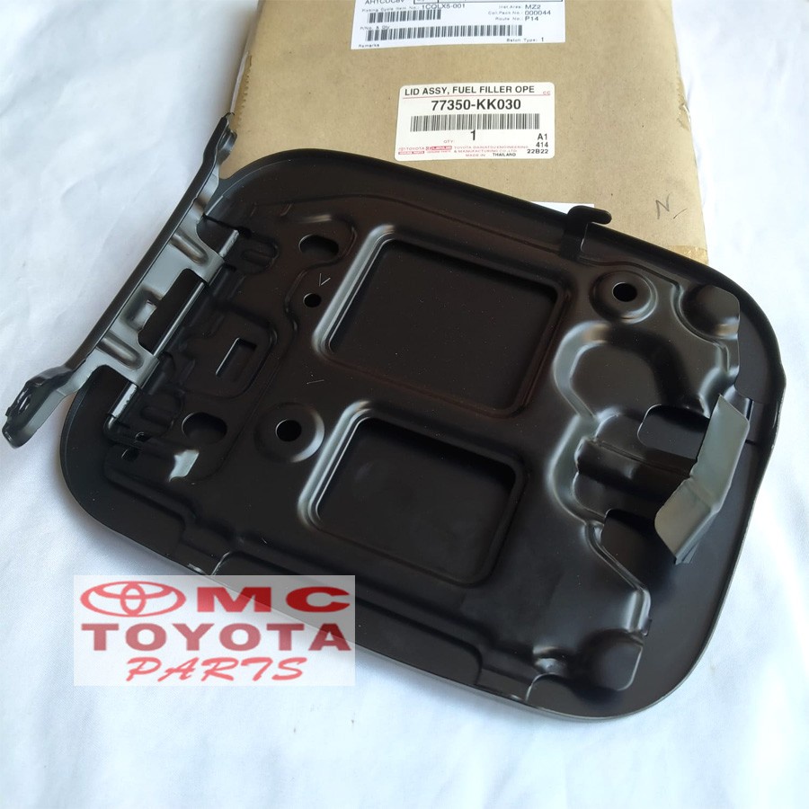 Plat Tutup / Cover Tangki Bensin New Hilux 77350-KK030