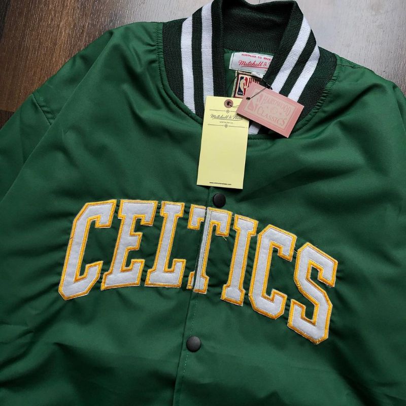 JAKET BOMBER VARSITY CELTICS