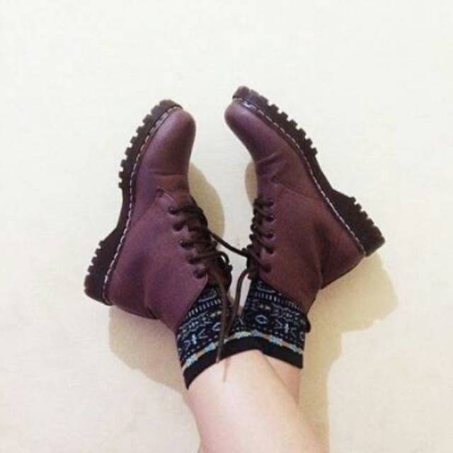 Sepatu D-island Ladies Boots 01 / Sepatu d island