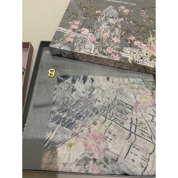 british sky buttonscarves preloved