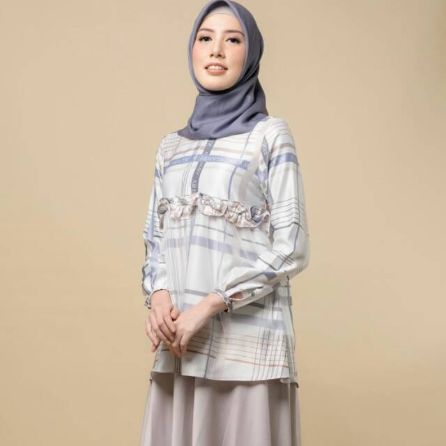 Ananta blouse Wearing Klamby