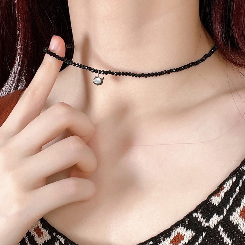 Kalung Choker Tulang Selangka Desain Kucing Hitam Putih