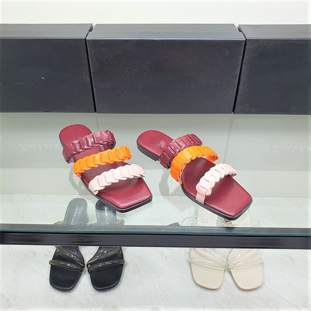 Sandal wanita C*K 258 - SNR Flat 1,5cm ( SALE )