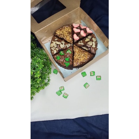 

browniesekatbylutfia