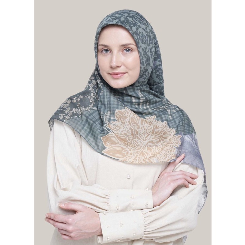 Ria Miranda Fobi Scarf