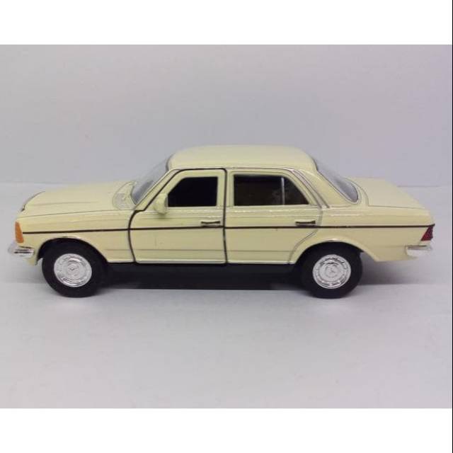 Diecast Miniatur Mobil Klasik Mercedes Benz W 123 Mercy Tiger