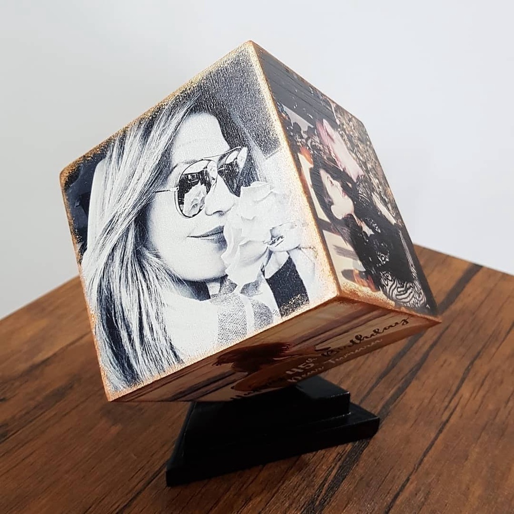 Foto Kayu Custom Kubus Cube