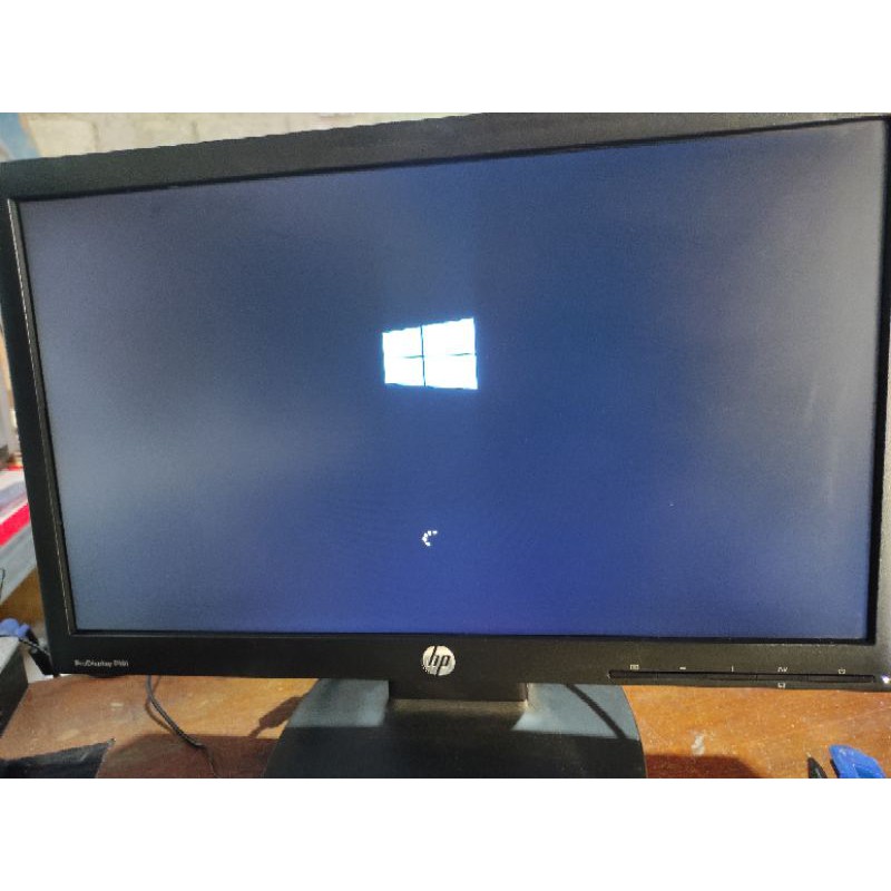 monitor led Hp 19 in Bonus kabel vga dan power