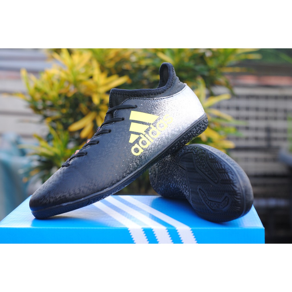 terjamin  SEPATU FUTSAL ADIDAS TECHFIT REPLIKA ORIGINAL #BLACK SILVER