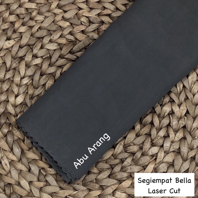 Hijab Bella Square Laser cut / Segiempat Bella-Abu arang
