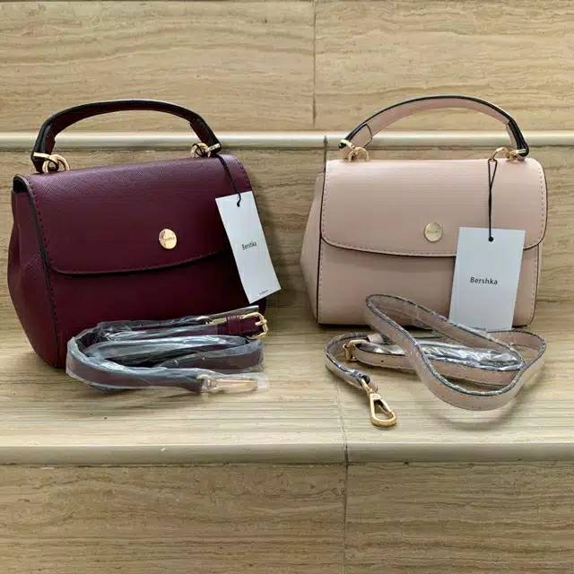 Tas bershka hand bag