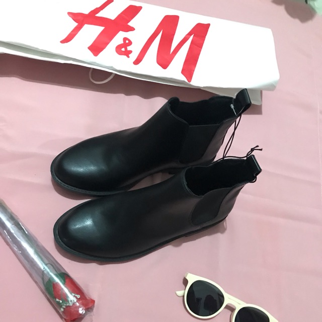 Spatu boots hnm original from store size 36