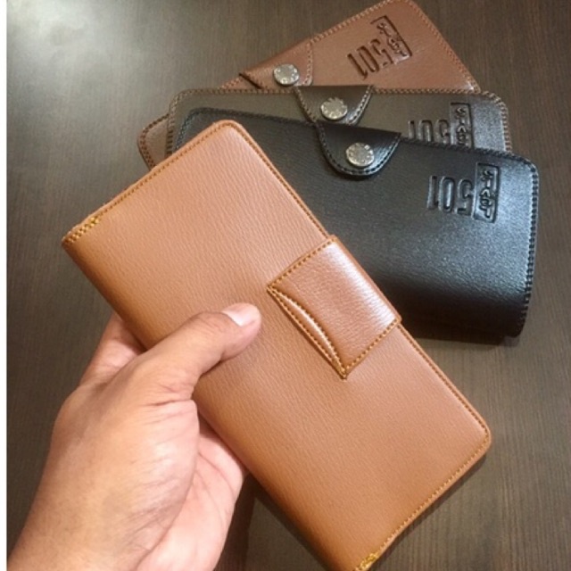 Dompet lipat pria ukuran panjang 18cmx9cm bahan kulit sintetis lokal colombo tebal dan lembut #dompet #dompetlipat #dompetpria #dompetcowok #dompetpanjang #dompetfyp