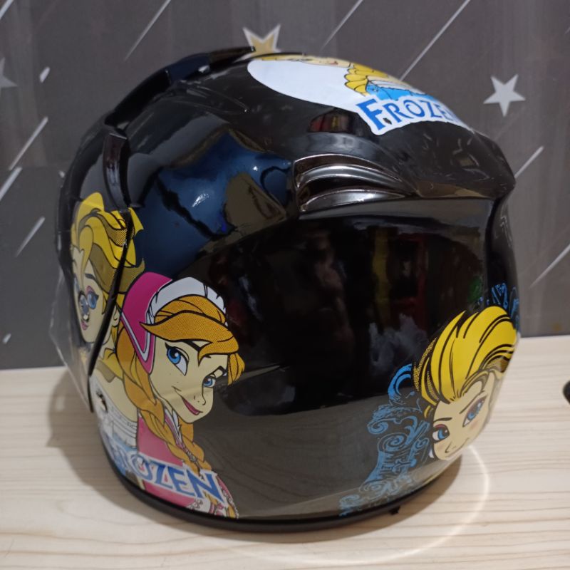 HELM ANAK MEREK HMR UNTUK USIA 5- 15 TAHUN MOTIF CEWEK