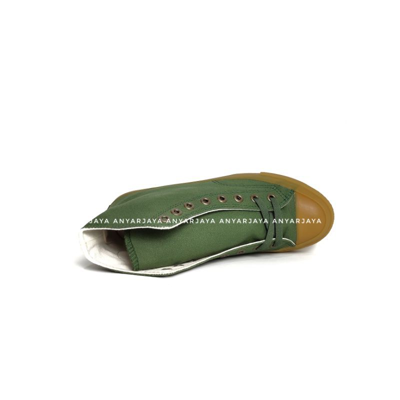 Sepatu Ventela 70s High Green Gum Original