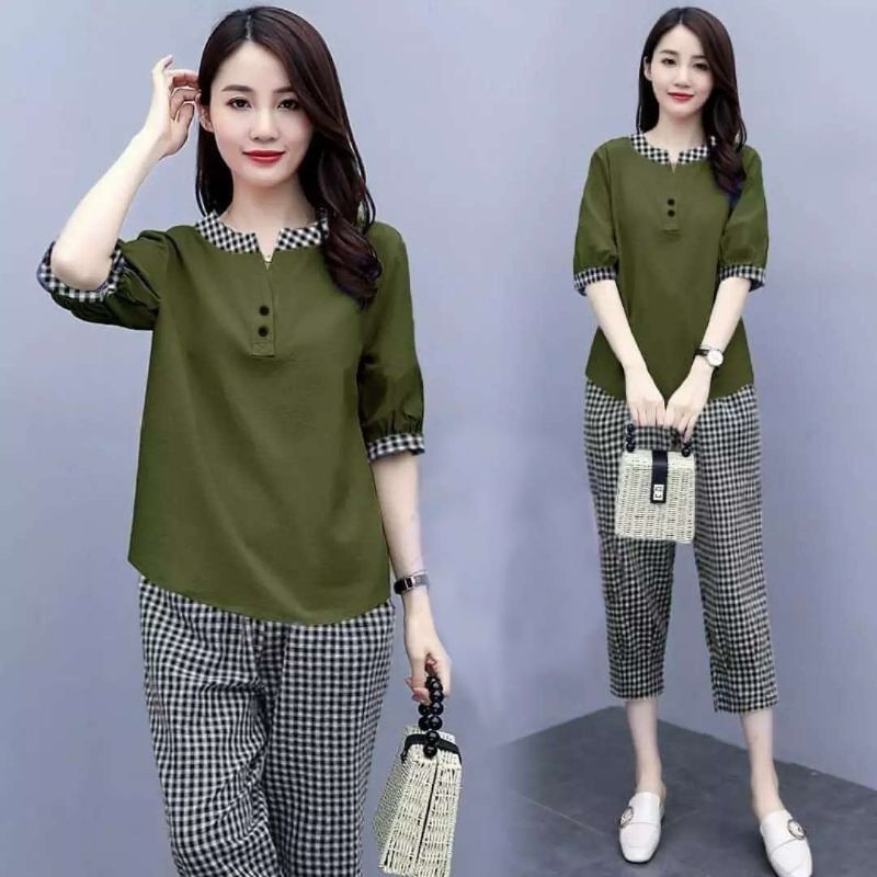 SET CELANA FASHION AKIRA KOTAK, MOSCREPE KATUN, SETELAN