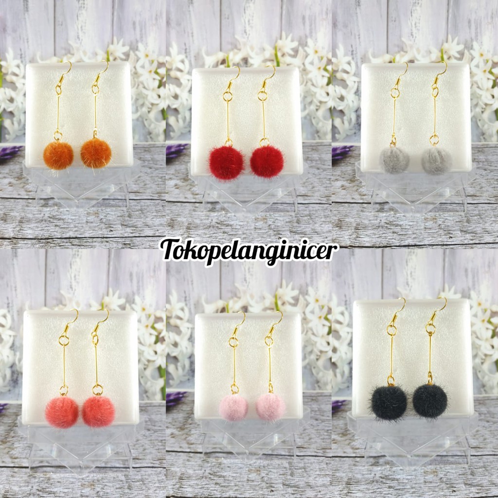 Anting Fashion Pompom /Anting Hijab pompom Murah - Anting Korea - Anting Lucu - Anting Tusuk- GIWANG