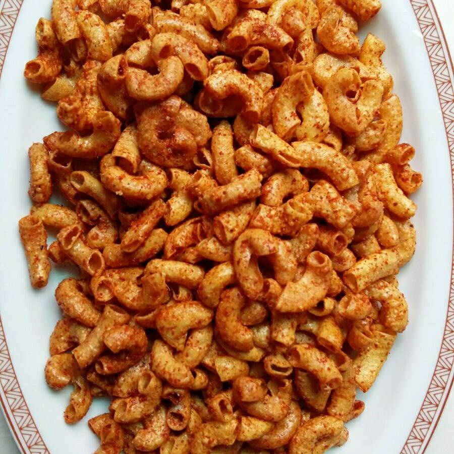 

Makaroni Bantet pedas kriuk cabe asli 250 gram