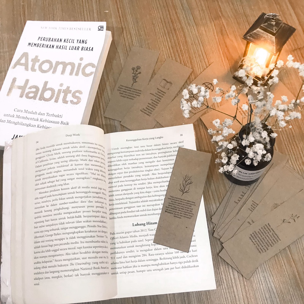 

[aisyjournal] 1pcs Pembatas buku quotes aesthetic, bookmark murah vintage brown