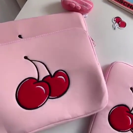 Sleeve Pouch Sarung Tas Bag Case Ipad Tab Tablet Macbook Air Pro Laptop Asus Acer Lenovo HP Huawei 11 12 13 14 15 inch Motif Gambar Cherry Fruit Buah Cery Warna Hitam Merah PinkLucu Cute Murah Korean Model