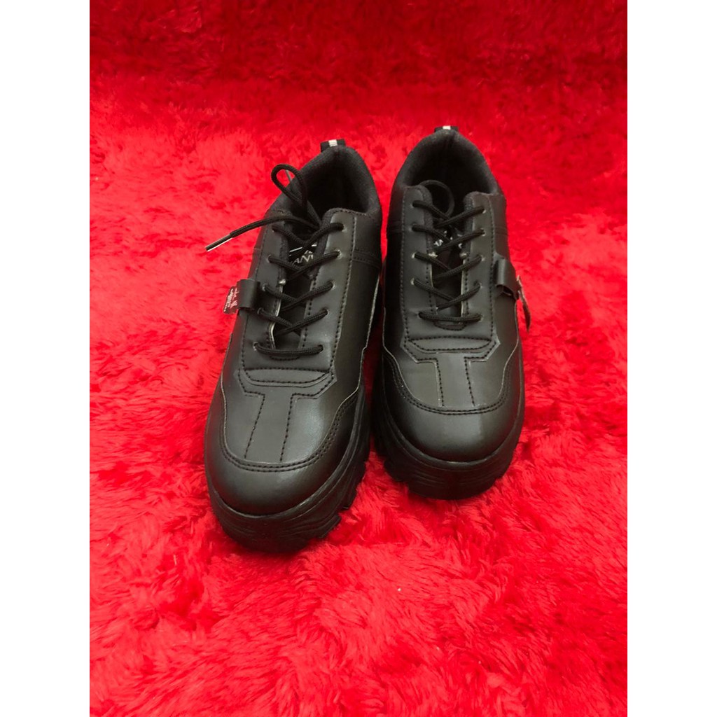 Sepatu Wanita Sneakers WW-8