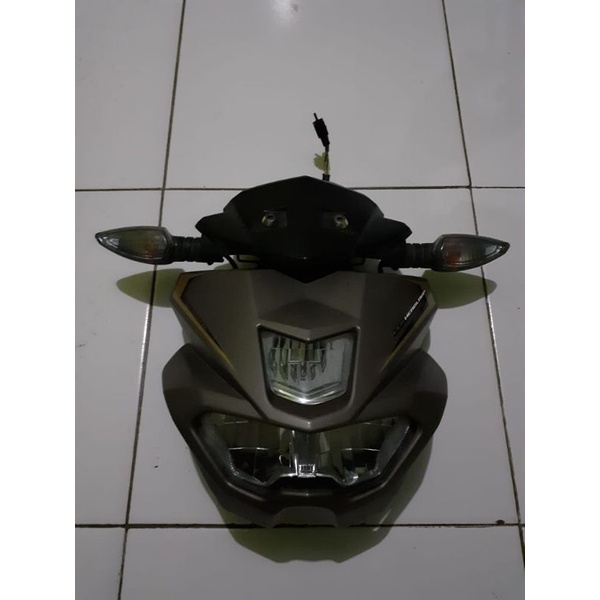 Cover batok headlamp lampu depan set speedometer kilometer lampu sein yamaha Xabre original copotan