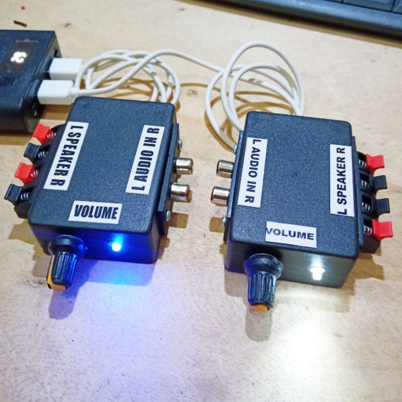 AMPLI MINI 5V CLAS D STEREO RAKITAN SIAP PAKAI SUDAH DAPAT KABEL USB