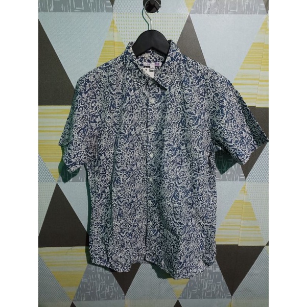 UNIQLO X LIBERTY BATIK