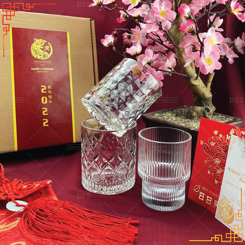 Hampers Imlek Chinese New Year Gelas Sendok Cantik Paket Gift Keluarga